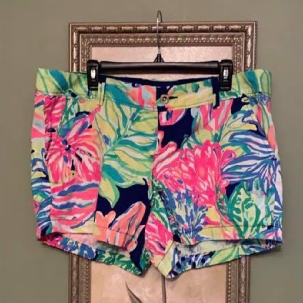 Lilly Pulitzer shorts size 16 nwot